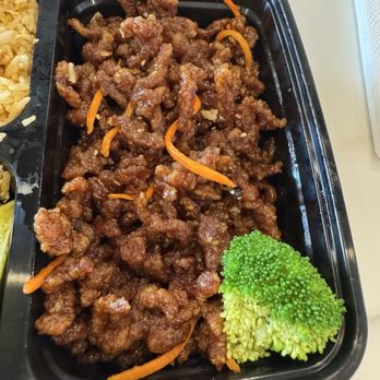 EverSpring Modern Chinese - "Crispy beef" is just fried oily batter, there is no beef - Chinese Near Me - Tustin, California EverSpring Modern Chinese - "Crispy beef" is just fried oily batter, there is no beef - Chinese Near Me - Tustin, California