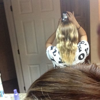 Angel Salon - This what happened to my hair when the stylist tried to "ombre" my hair.  My hair is too damaged to be fixed. - Hair Salons Near Me - Houston, Texas