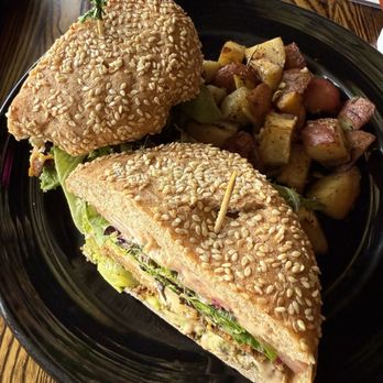 The Grain Cafe - Deluxe Burger - Sandwiches Near Me - Los Angeles, California The Grain Cafe - Deluxe Burger - Sandwiches Near Me - Los Angeles, California