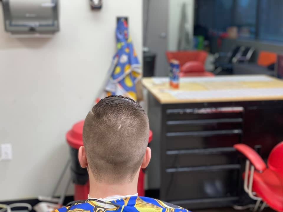 FINE LINES 18 Photos 16 Manning St, Derry, New Hampshire