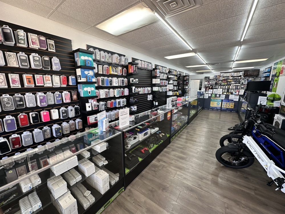 CELL TECH - Updated June 2026 - 21 Reviews - 3016 E College Ave, Ruskin ...