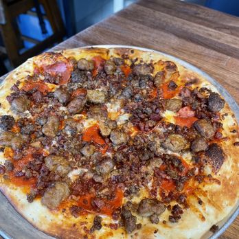 Yard House - The Carnivore Pizza - New American Near Me - San Jose, California Yard House - The Carnivore Pizza - New American Near Me - San Jose, California