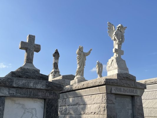 St. Louis Cemetery No. 3 by null