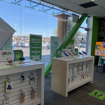 Cricket Wireless Authorized Retailer - Mobile Phones Near Me - Rowland Heights, California