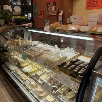 Hong Kong Bakery and Cafe - Bakeries Near Me - Mountain View, California