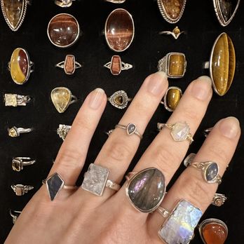 Rocks & Relics - Gemstones & Minerals Near Me - Waunakee, Wisconsin Rocks & Relics - Gemstones & Minerals Near Me - Waunakee, Wisconsin