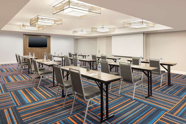 Hampton Inn & Suites Myrtle Beach/Oceanfront by null
