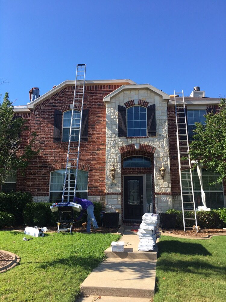 Slide of Chago's Roofing