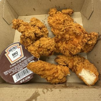 AMC Metreon 16 - Chicken tenders - Cinema Near Me - San Francisco, California