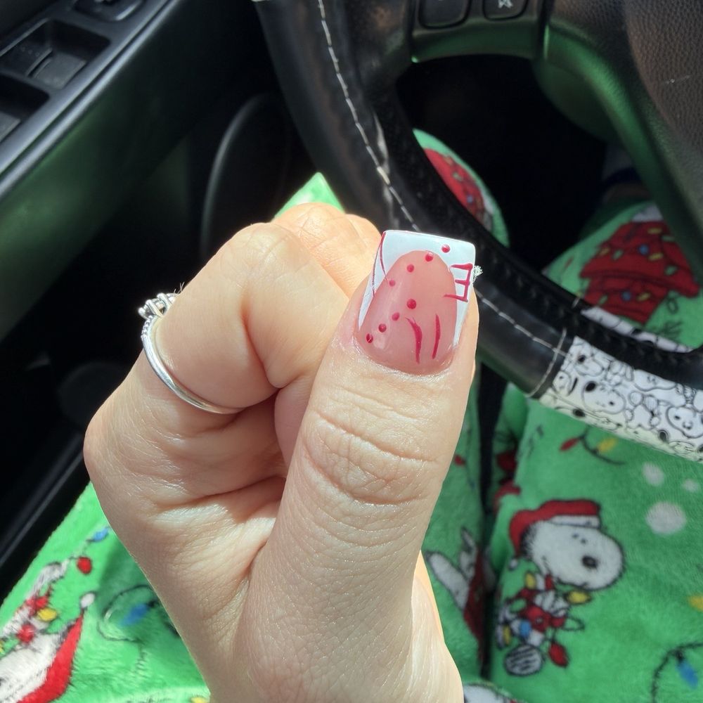 La Vina Nail & Spa - Nail Salons Near Me - Adelphi, Maryland