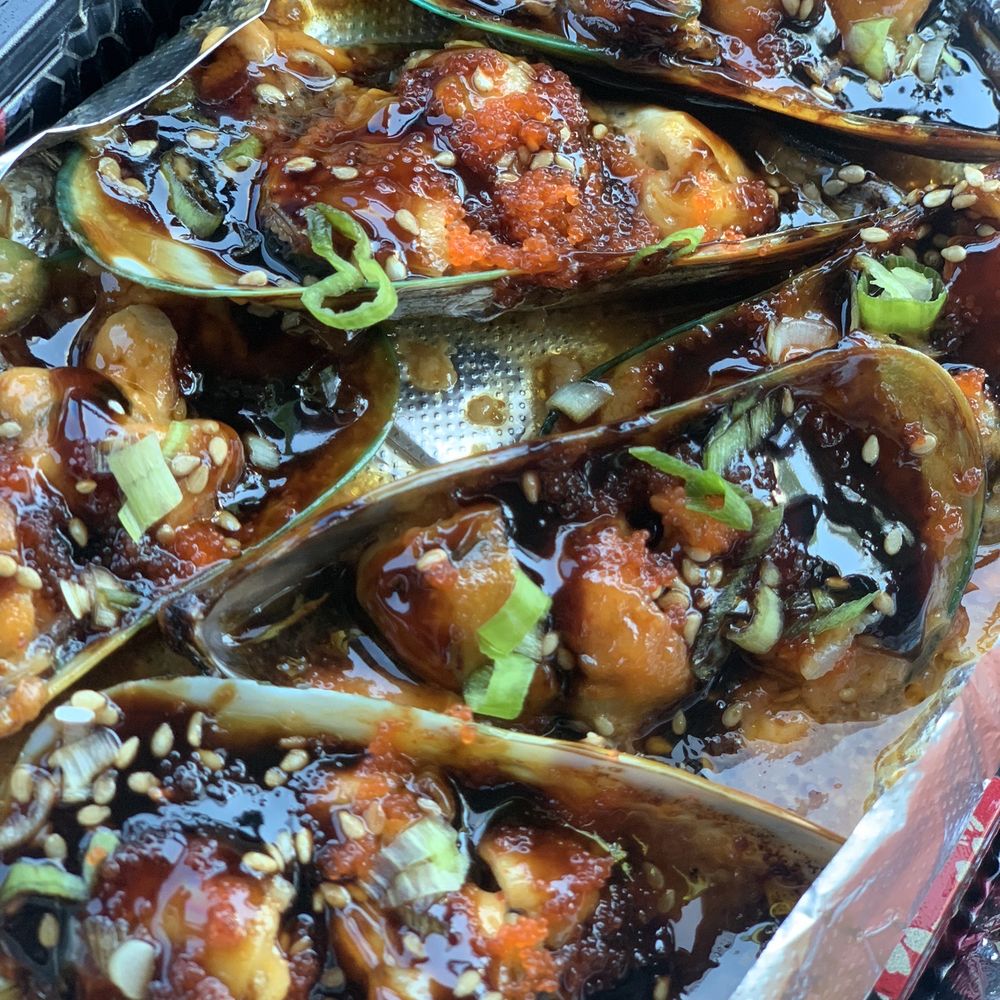 Fleurichi Express Sushi - Baked mussel $13 - Sushi Bars Near Me - Clovis, California