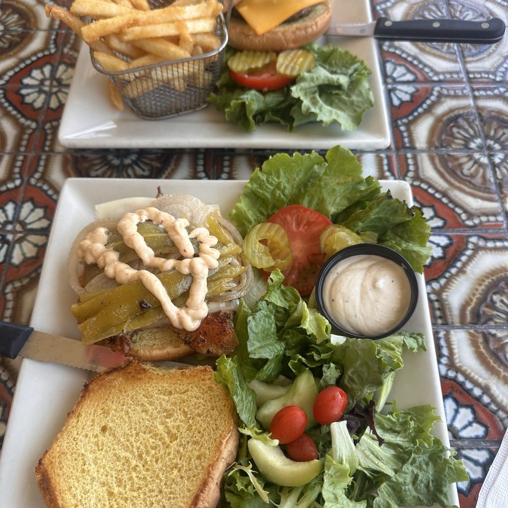 The Grill - lunch - American Near Me - Lone Pine, California The Grill - lunch - American Near Me - Lone Pine, California