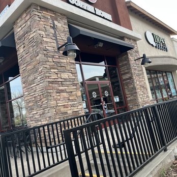 Big Wave Coffeehouse - Front of business - Coffee & Tea Near Me - Folsom, California