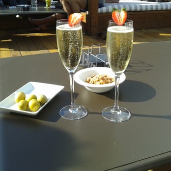 H1898 Rooftopbar - Cava! - Pubs Near Me - Barcelona, B H1898 Rooftopbar - Cava! - Pubs Near Me - Barcelona, B