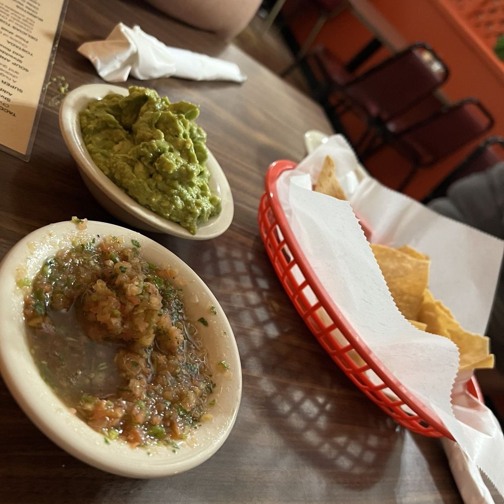 Cafe Delicias - Chips and salsa with guacamole. Guacamole is always spot on! - Mexican Near Me - Roseville, California