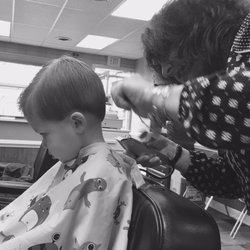Mike's Barber & Stylist Shop