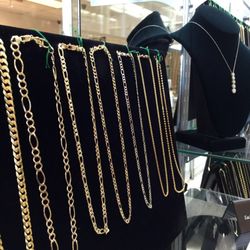 Loudoun Exchange & Jewelry - Great selection of Yellow Gold, White Gold, Platinum and Sterling Silver Jewelry.