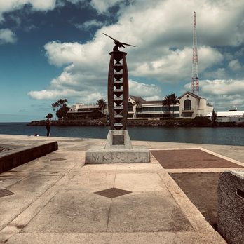 Kewalo Basin Park - Note the diamond pattern in the promenade and in the sculpture. The diamond shape represents our Hawaiian islands. - Parks Near Me - Honolulu, Hawaii