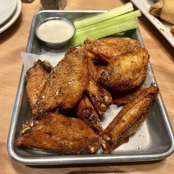 BJ's Restaurant & Brewhouse - Lemon pepper Bone-In Wings - New American Near Me - San Bernardino, California