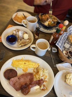 Cracker Barrel Old Country Store by null