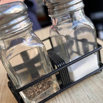 Daily Jam - Breakfast & Brunch Restaurant - I don't think thee was enough salt & pepper to make her bene taters palatable. - New American Near Me - Tempe, Arizona