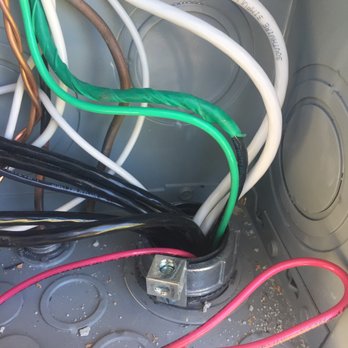 Arietta Electric - Missing ground wire on a part I had to provide... - Electricians Near Me - Santa Rosa, California
