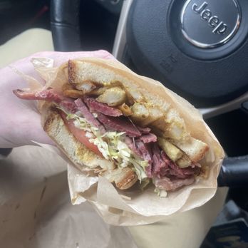 Farmer And The Beast - Pittsburgh Sandwich Special - Food Trucks Near Me - Portland, Oregon