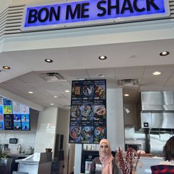 Bon Me Shack - Inside