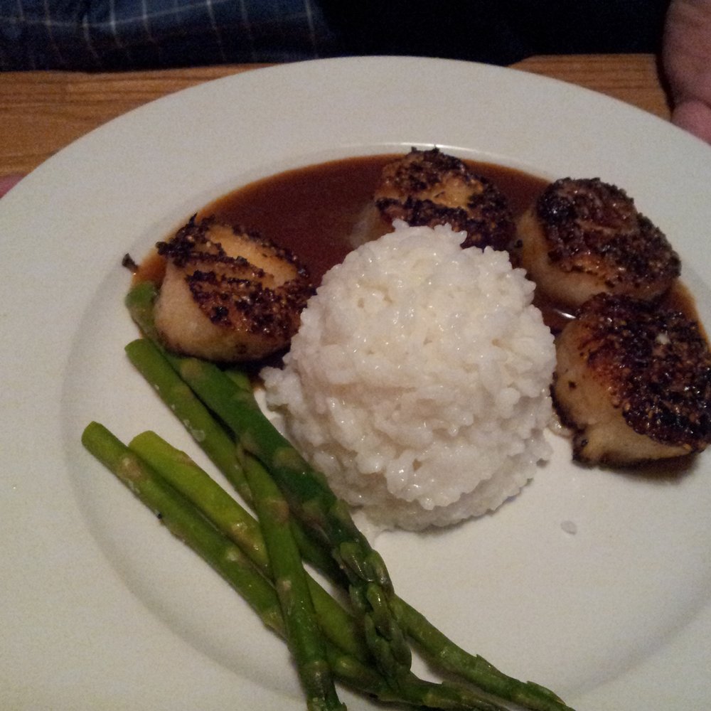 18 below - Spice crusted scallops - Seafood Near Me - Waterville, Maine 18 below - Spice crusted scallops - Seafood Near Me - Waterville, Maine