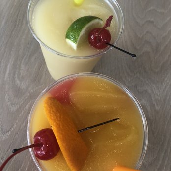 Frosthaus - roebling machine and kentucky lemonade - Bars Near Me - Covington, Kentucky
