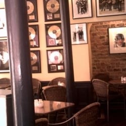 Puccino's Café Bar