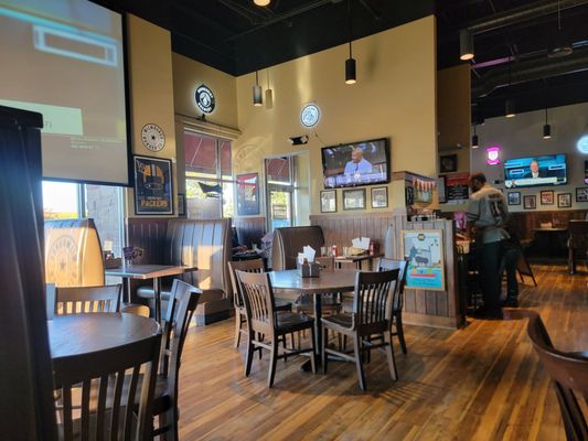 Milwaukee Burger Company - Pleasant Prairie by null