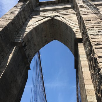 Brooklyn Bridge - Landmarks & Historical Buildings Near Me - Brooklyn, New York