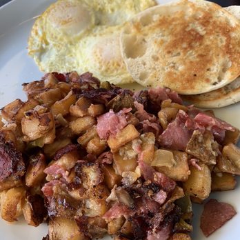 Bread & Butter - Corned beef hash - best ever! - Breakfast & Brunch Near Me - Crowley, Texas Bread & Butter - Corned beef hash - best ever! - Breakfast & Brunch Near Me - Crowley, Texas