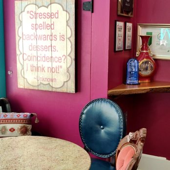 Lola's Choco Bar and Sweet House - a table and chairs - Desserts Near Me - Burlington, Ontario Lola's Choco Bar and Sweet House - a table and chairs - Desserts Near Me - Burlington, Ontario