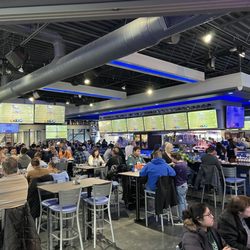 Pop's Pizza & Sports Bar