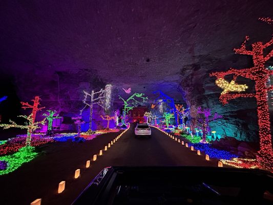 Louisville Mega Cavern by null