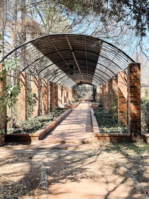 Clark Gardens by null