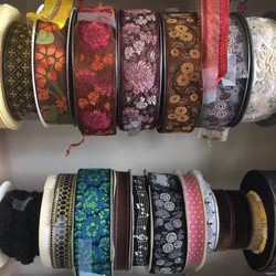 Universal Fabric Center - Quality ribbons