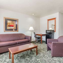 Days Inn by Wyndham Eugene Downtown/University in Eugene gift card