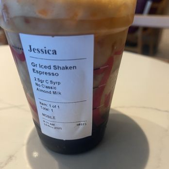 Starbucks - Coffee & Tea Near Me - Glendale, Wisconsin