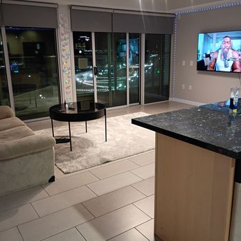 West 6th - Living area - Apartments Near Me - Tempe, Arizona West 6th - Living area - Apartments Near Me - Tempe, Arizona
