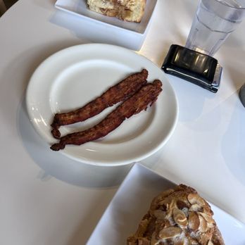 Nutmeg Bakery & Cafe - Cinnamon roll, bacon, almond croissant - Breakfast & Brunch Near Me - San Diego, California