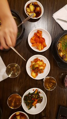 Doma Seolleongtang by null