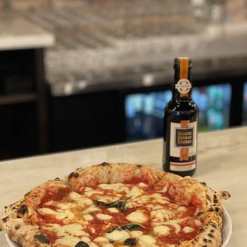 O Munaciello Coral Way - Pizza Margarita - Italian Near Me - Miami, Florida O Munaciello Coral Way - Pizza Margarita - Italian Near Me - Miami, Florida
