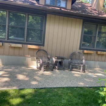 Advanced Landscaping - front pea gravel patio - Landscaping Near Me