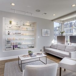 Ash + Oak Catonsville - Reception and waiting area.