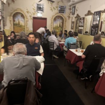 La Scarola - Dining area - Italian Near Me - Chicago, Illinois