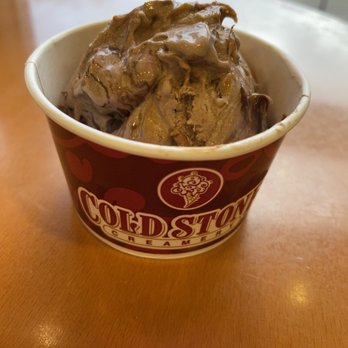 Cold Stone Creamery - Peanut Butter Cup Perfection - Ice Cream & Frozen Yogurt Near Me - Tucson, Arizona Cold Stone Creamery - Peanut Butter Cup Perfection - Ice Cream & Frozen Yogurt Near Me - Tucson, Arizona