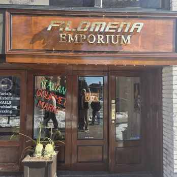Filomena Ristorante - Market Entrance - Italian Near Me - Washington, DC, District of Columbia